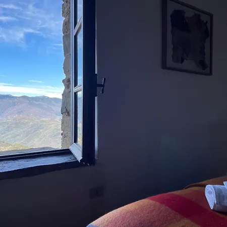 아파트 Mountains' View By World Baiardo